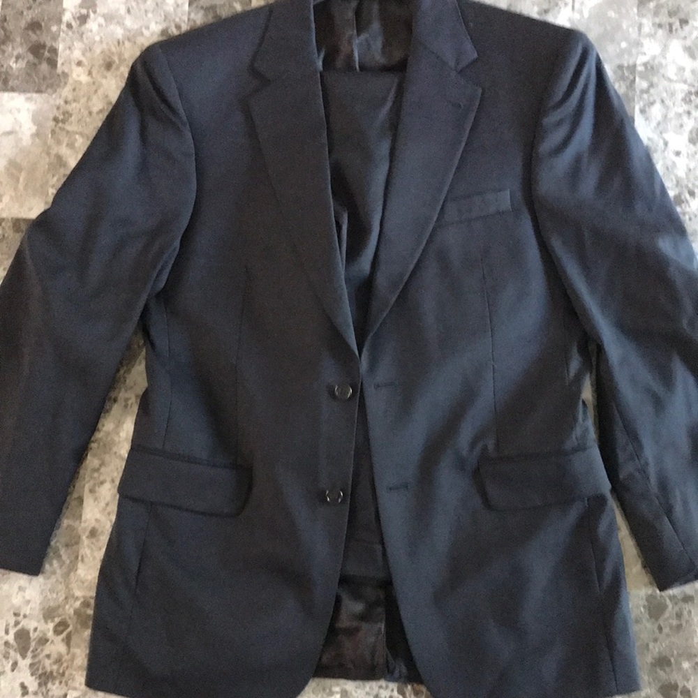 Men’s Suit